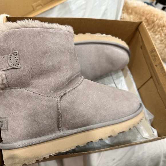 Uggs boots - Picture 3 of 4